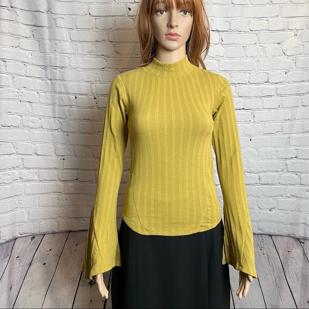 NWT New Free People Open Back Bell Sleeve Turtleneck Thermal Top Size XS